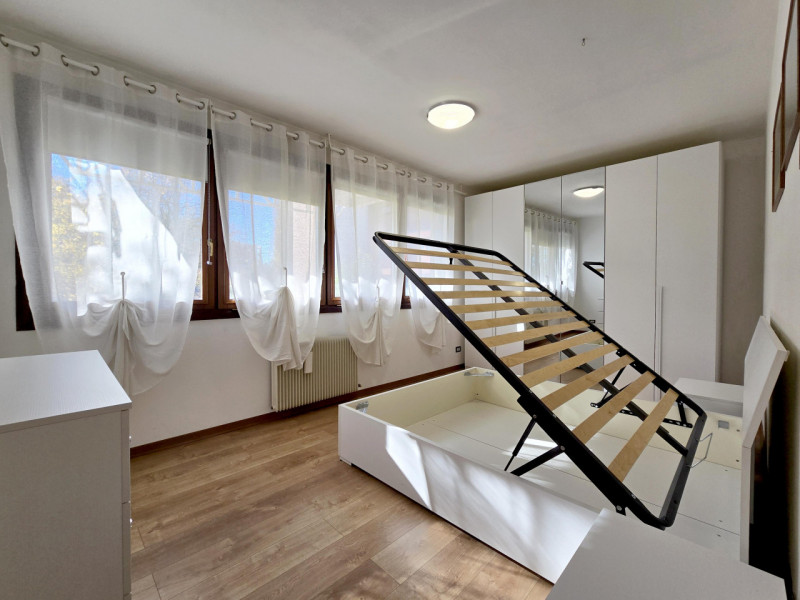 TREVISO S.M.Rovere nel suggestivo complesso edilizio della Fonderia, a 2km dalle mura, vendesi lu...