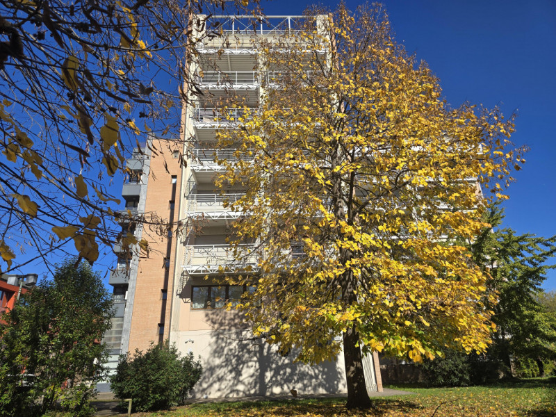 TREVISO S.M.Rovere nel suggestivo complesso edilizio della Fonderia, a 2km dalle mura, vendesi lu...