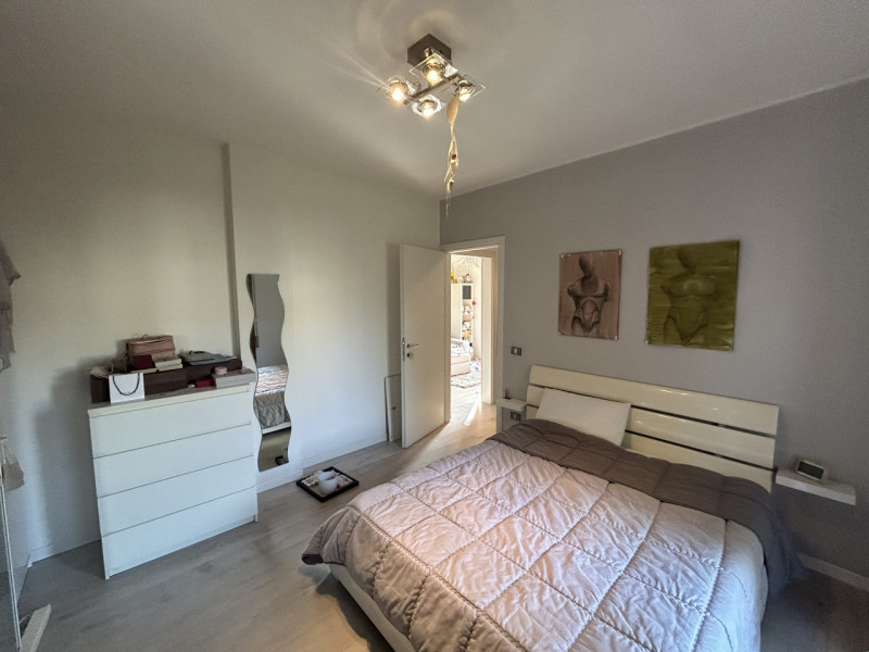 In una delle zone più apprezzate di Albignasego, proponiamo in vendita un appartamento al primo p...