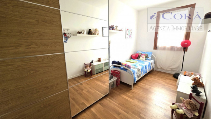 SAONARA : Villetta a Schiera su quadrifamiliare situata in quartiere residenziale nel centro di S...