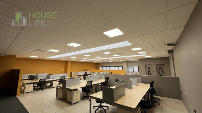 THIENE – Zona Industriale/Commerciale
Ufficio Direzionale Arredato – 250 mq (fino a 750 mq su ric...