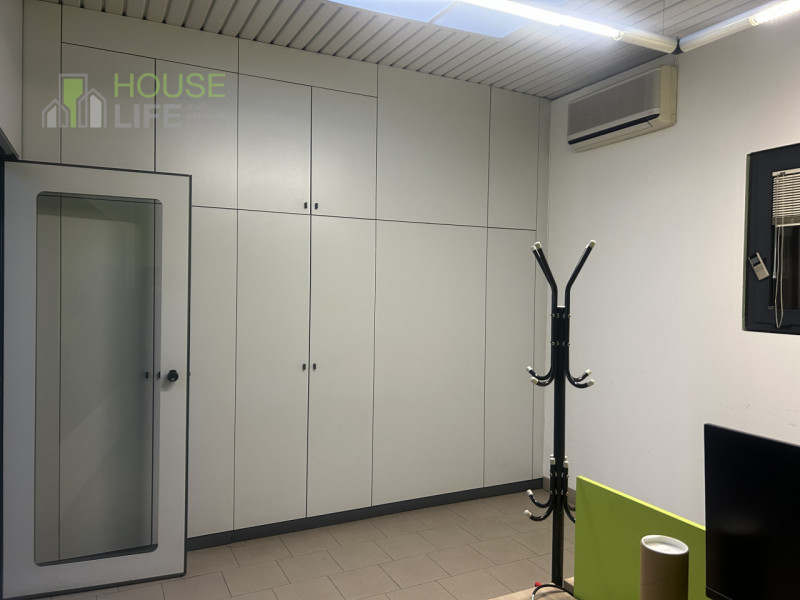 SCHIO - Z.I: CAPANNONE INDUSTRIALE di mq 2.000 circa H 7,00 mt su lotto di mq 3000, con impianto ...