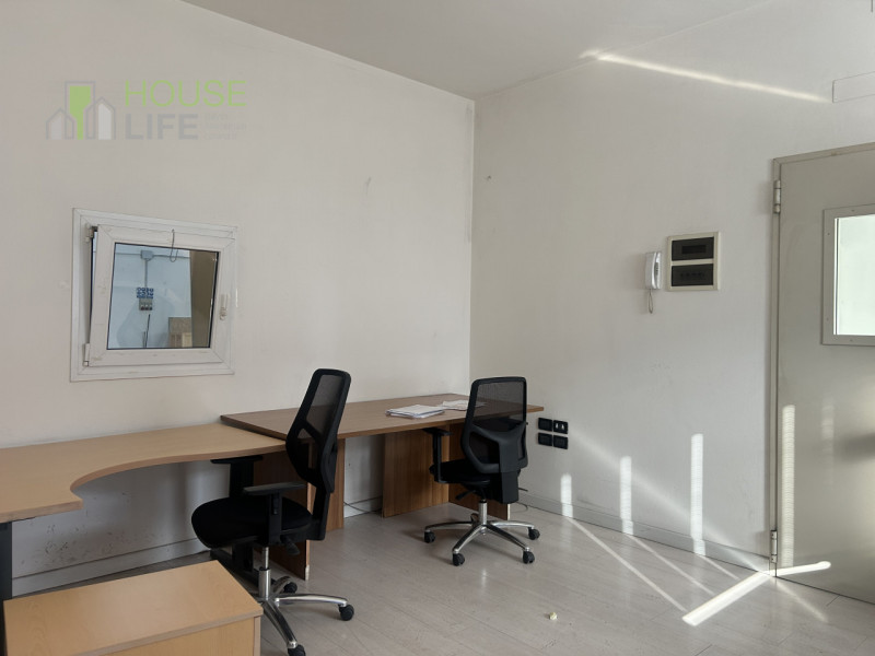 SCHIO - Z.I: CAPANNONE INDUSTRIALE di mq 2.000 circa H 7,00 mt su lotto di mq 3000, con impianto ...