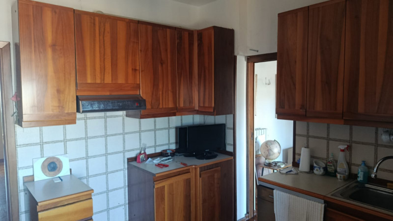 AMPIO 4/5/5 CAMERE PANORAMICO AD ARCELLA /SAN BELLINO €.350.000 - rif.CL513

Proponiamo in vendit...