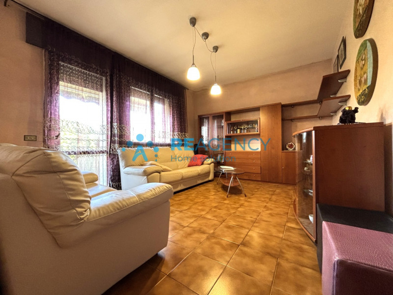 Situato in una delle zone più ricercate di Creazzo, proponiamo in vendita un appartamento all'ult...