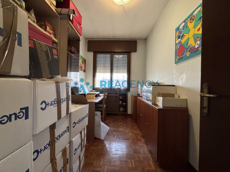 Situato in una delle zone più ricercate di Creazzo, proponiamo in vendita un appartamento all'ult...