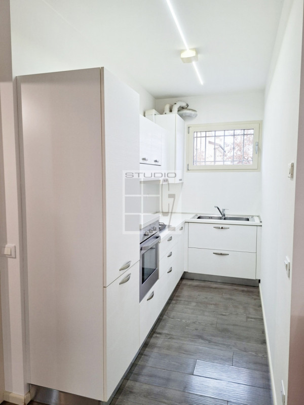 A Loreggiola proponiamo in vendita appartamento al PIANO TERRA.

L'ingresso pedonale dell'apparta...