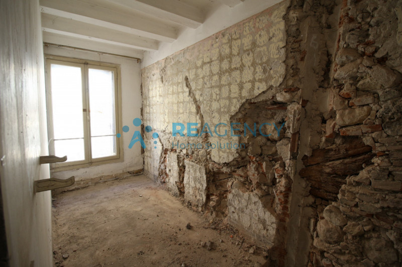 Thiene - centro

Stai cercando un trilocale ristrutturato a nuovo in centro?
Prezzo € 220.000
CHI...