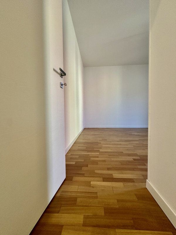 Situata nella tranquilla frazione di Sant'Eufemia, nel comune di Borgoricco, questa signorile pro...