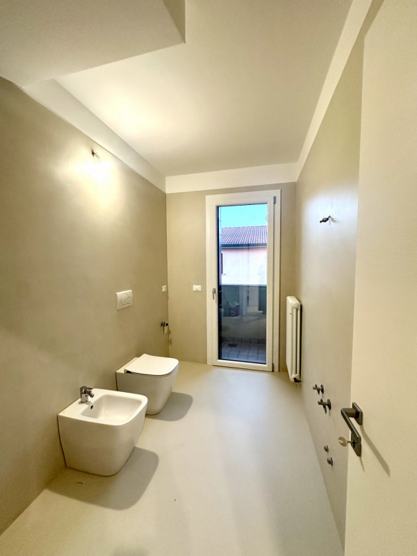 Situata nella tranquilla frazione di Sant'Eufemia, nel comune di Borgoricco, questa signorile pro...