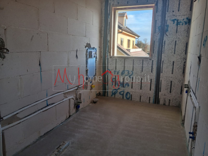 RONCAGLIA (RIF: V2711-R): Scopri la nuova bifamiliare in fase di ultimazione a Roncaglia, una sol...