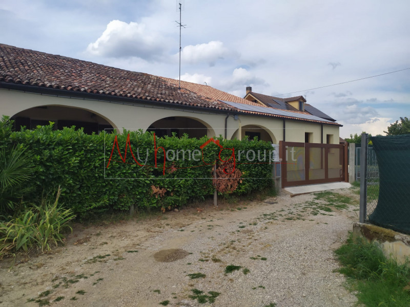 RONCAGLIA (RIF: V2711-R): Scopri la nuova bifamiliare in fase di ultimazione a Roncaglia, una sol...