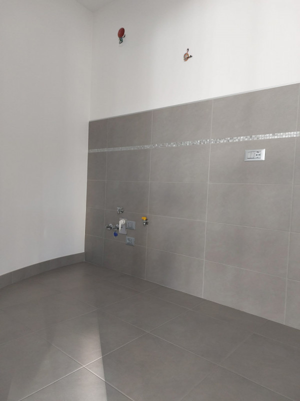 Rif. AT1100
Nella zona industriale di Teolo zona Selve vi proponiamo in affitto ufficio direziona...