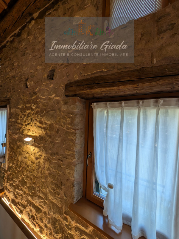 Scopri questa porzione di immobile unica nel suo genere, situata in una delle zone più affascinan...