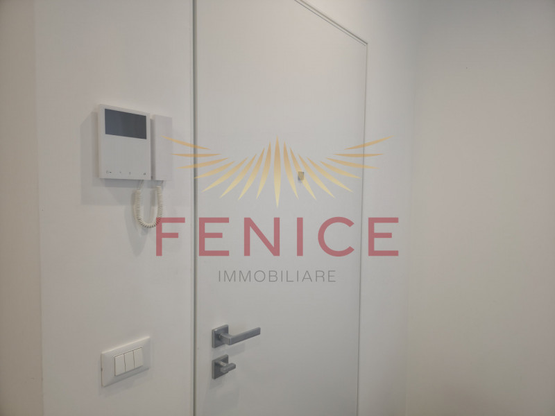 Cerchi un appartamento moderno, spazioso e con un grande giardino privato, difficile da trovare s...