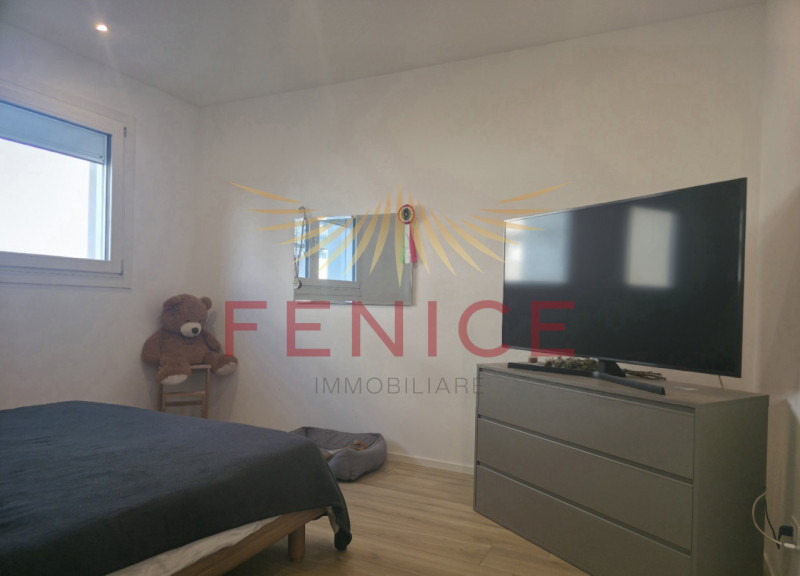 Cerchi un appartamento moderno, spazioso e con un grande giardino privato, difficile da trovare s...