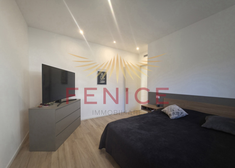 Cerchi un appartamento moderno, spazioso e con un grande giardino privato, difficile da trovare s...