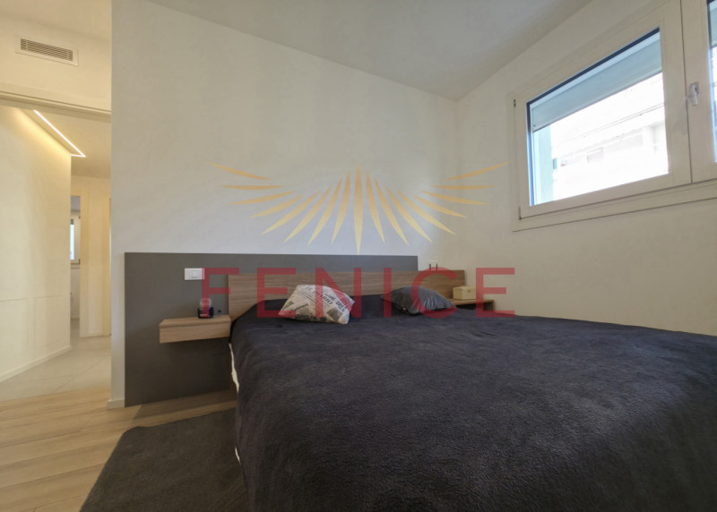 Cerchi un appartamento moderno, spazioso e con un grande giardino privato, difficile da trovare s...