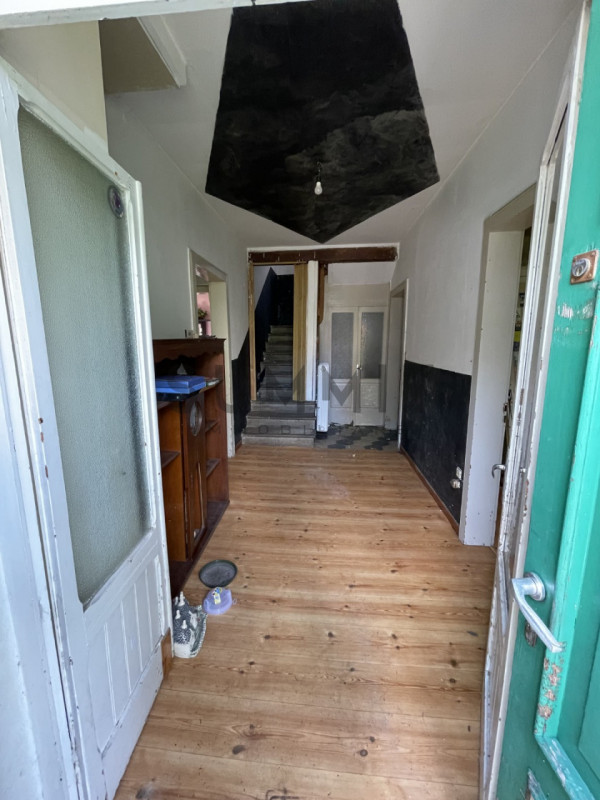 SCHIO - Quartiere Rossi: Affascinante Casa d'Epoca indipendente su 2 livelli. Cl. En. G IPE 175,0...