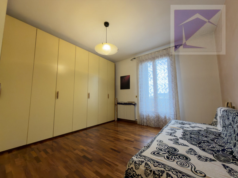 Borgoricco – In posizione centrale e privilegiata, proponiamo in vendita un’elegante e moderna vi...