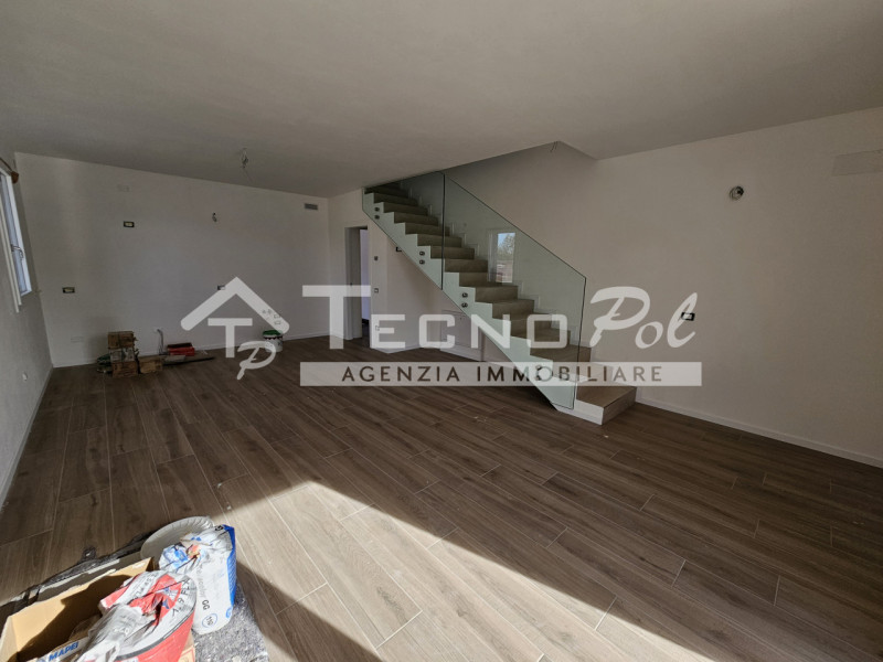 CAMPODARSEGO - Frazione. Presentiamo un'opportunità imperdibile: nuova porzione indipendente di q...