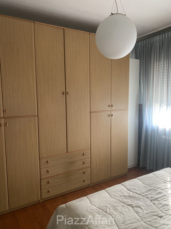 Piove di Sacco, a 300 mt dalle nuove scuole Enrico Caterino Davila e perciò comoda a tutti i serv...