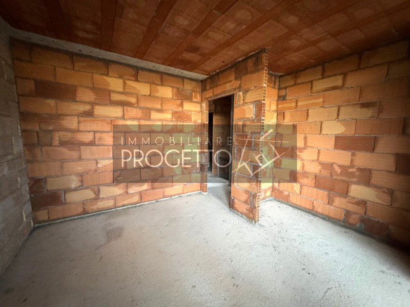 Situata in tranquillo e verdeggiante quartiere a pochi passi da Piazzola sul Brenta, Limena e Cur...