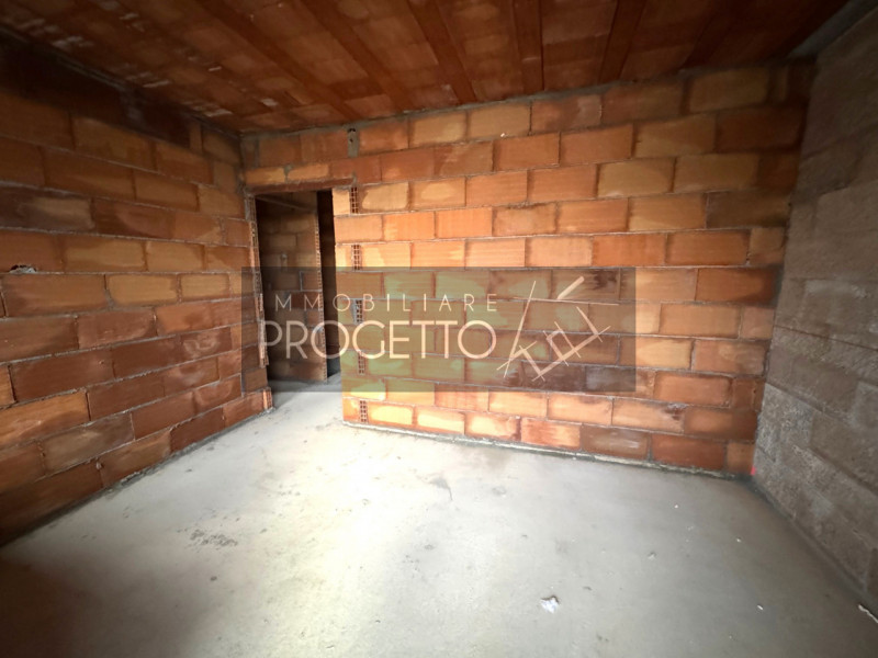 Situata in tranquillo e verdeggiante quartiere a pochi passi da Piazzola sul Brenta, Limena e Cur...