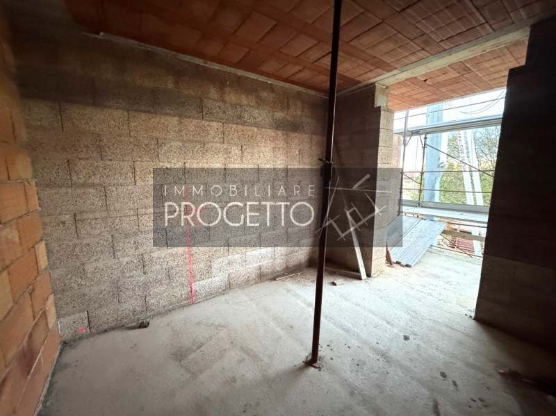 Situata in tranquillo e verdeggiante quartiere a pochi passi da Piazzola sul Brenta, Limena e Cur...