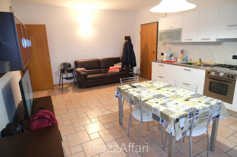 Piove di Sacco, Via Fratelli Maristi, in una stradina chiusa del quartiere Madonna delle Grazie e...