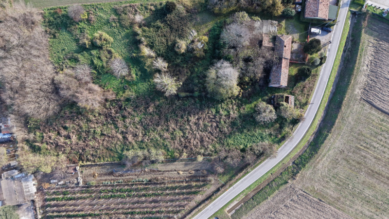 MONSELICE: Proponiamo in vendita, tra Este e Monselice e a pochi passi dalla viabilità principale...