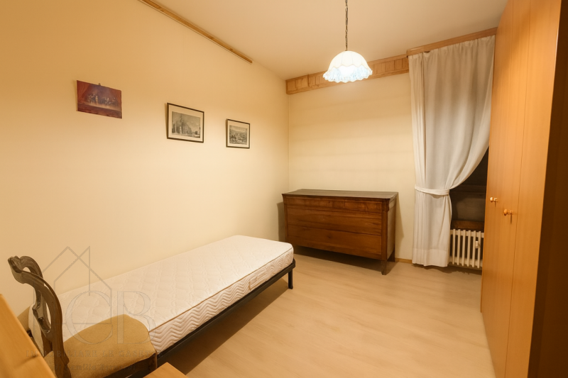 Appartamento al quinto ed ultimo piano nel cuore del quartiere Sant' Osvaldo, in una posizione st...