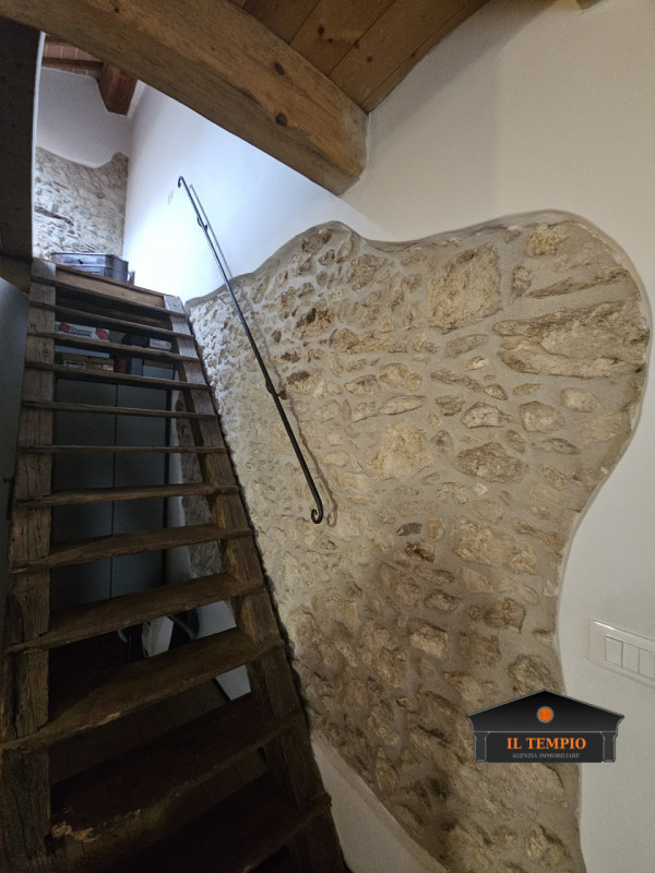 VICENZA -CASTELGOMBERTO : scopri il tuo angolo di paradiso nella splendida località Buso, nel com...