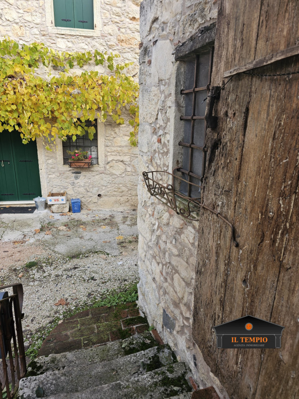 VICENZA -CASTELGOMBERTO : scopri il tuo angolo di paradiso nella splendida località Buso, nel com...