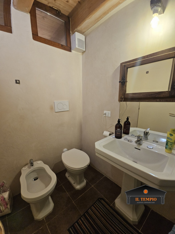 VICENZA -CASTELGOMBERTO : scopri il tuo angolo di paradiso nella splendida località Buso, nel com...