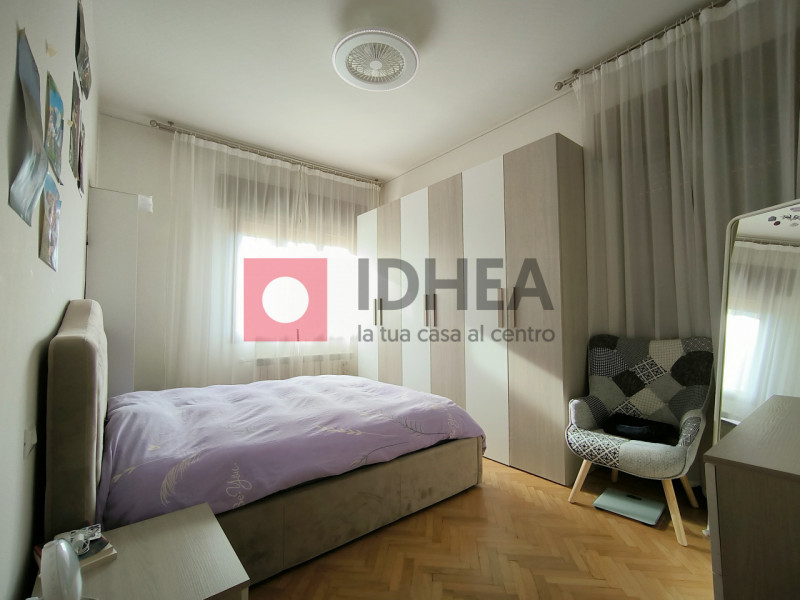 TREVISO: SAN ZENO
A 500 metri dalle mura di Treviso, proponiamo villa singola completamente ristr...