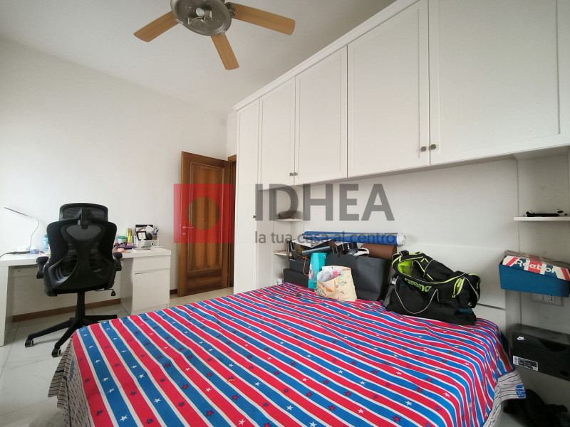 TREVISO: SAN ZENO
A 500 metri dalle mura di Treviso, proponiamo villa singola completamente ristr...