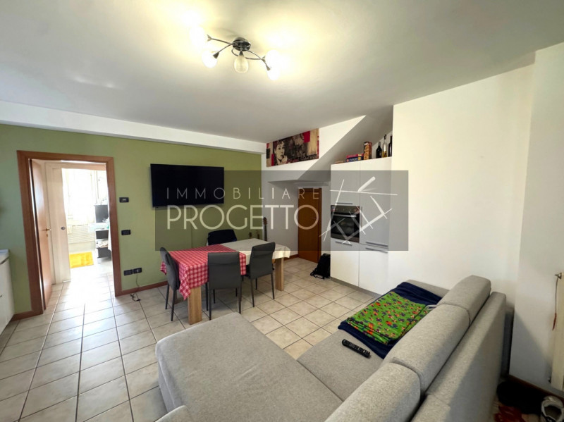 A due passi da Piazzola sul Brenta, Limena e Curtarolo, in quartiere residenziali tranquillo e ci...