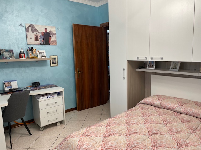 Oggi vi proponiamo una soluzione che vi permetterà di essere in una zona comoda al centro di Pont...