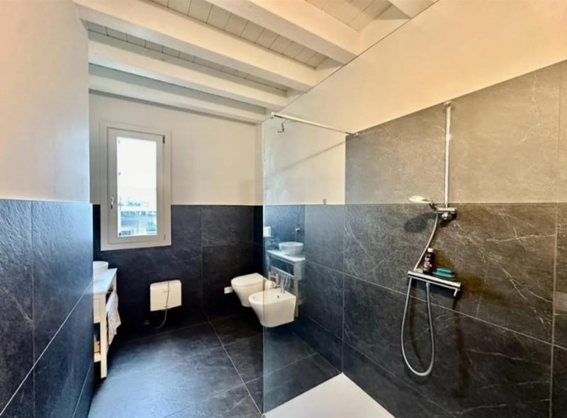 CASTEGNERO: Risultato di recente costruzione, proponiamo in vendita un elegante appartamento quad...