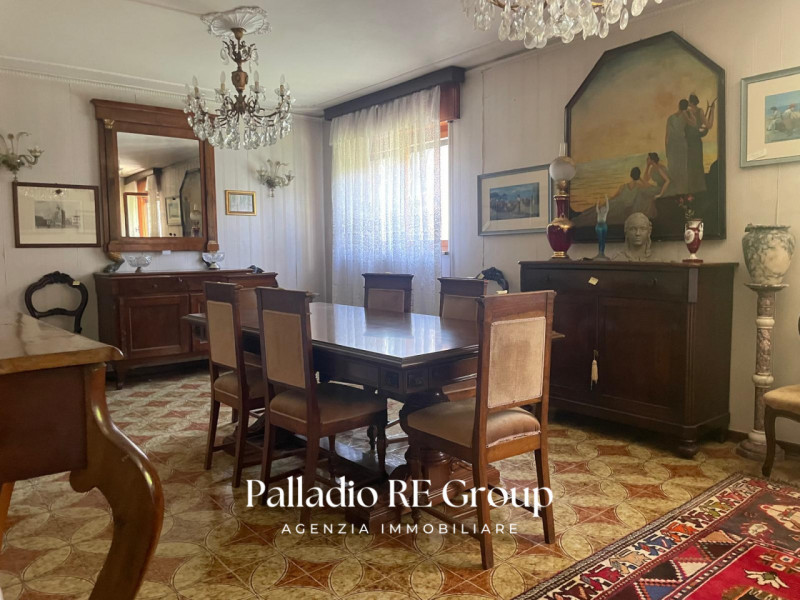 In zona residenziale, tranquilla e ben servita nel quartiere di Laghetto, Vicenza, vi proponiamo ...