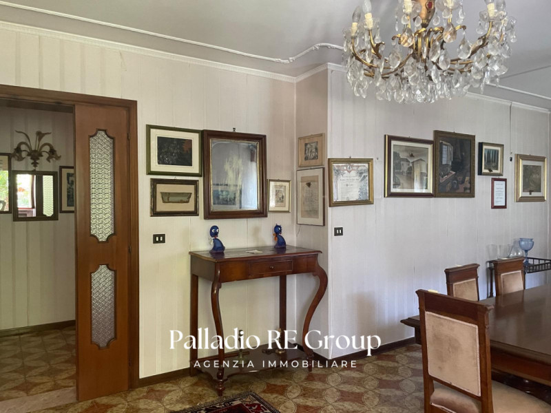 In zona residenziale, tranquilla e ben servita nel quartiere di Laghetto, Vicenza, vi proponiamo ...