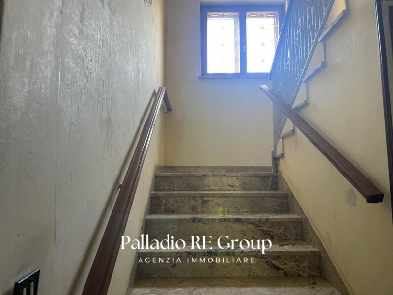 In zona residenziale, tranquilla e ben servita nel quartiere di Laghetto, Vicenza, vi proponiamo ...