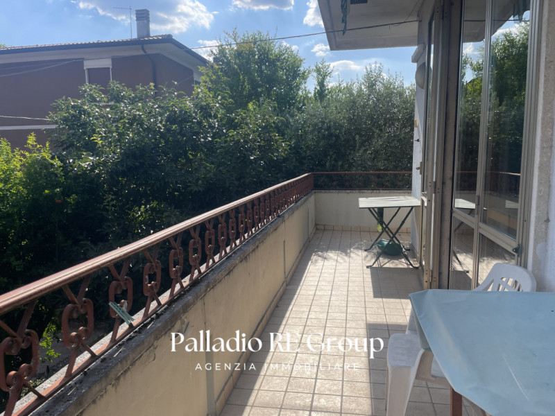 In zona residenziale, tranquilla e ben servita nel quartiere di Laghetto, Vicenza, vi proponiamo ...