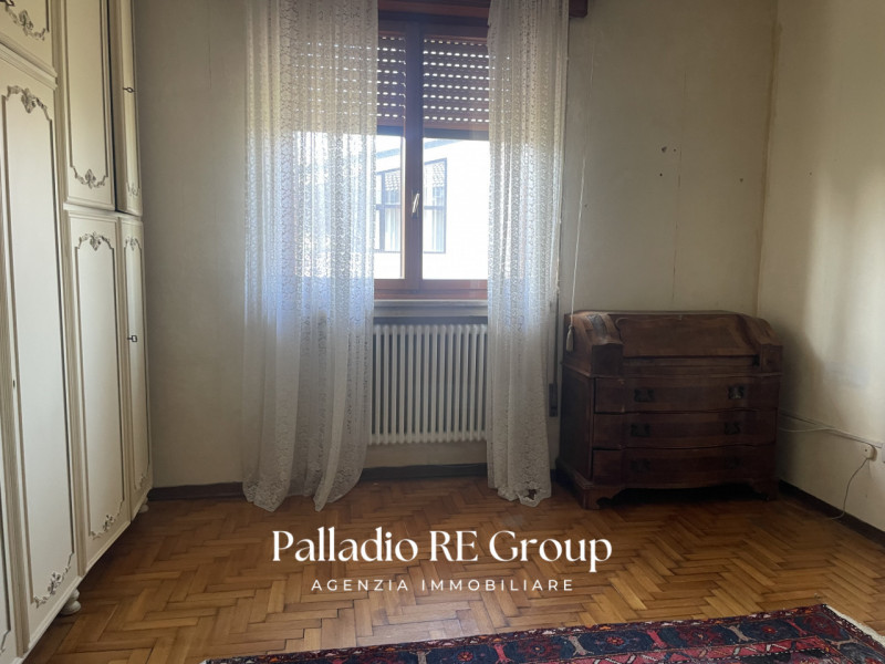 In zona residenziale, tranquilla e ben servita nel quartiere di Laghetto, Vicenza, vi proponiamo ...