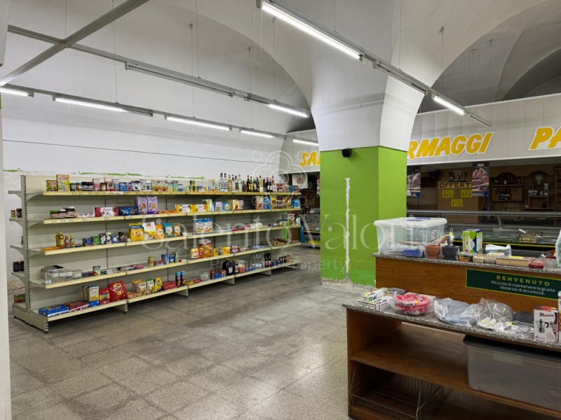 Magazzino a Parabita