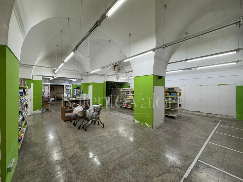 Magazzino a Parabita