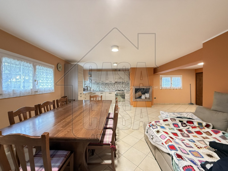 Rif. B025 - Nel cuore di Montegrotto Terme, proponiamo in vendita una splendida porzione di bifam...