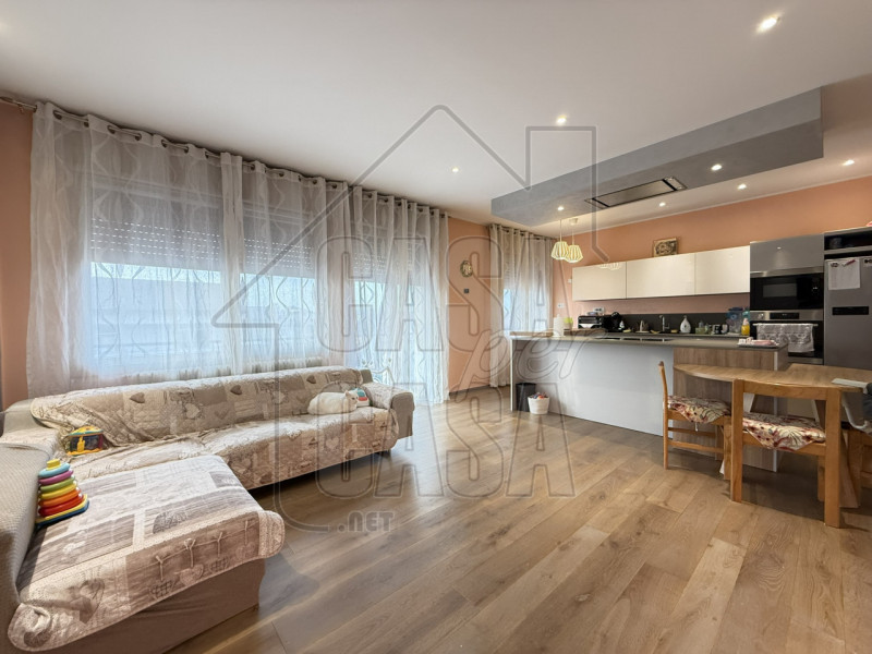 Rif. B025 - Nel cuore di Montegrotto Terme, proponiamo in vendita una splendida porzione di bifam...