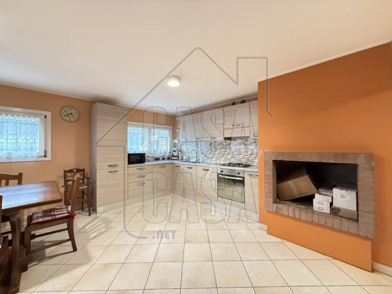 Rif. B025 - Nel cuore di Montegrotto Terme, proponiamo in vendita una splendida porzione di bifam...